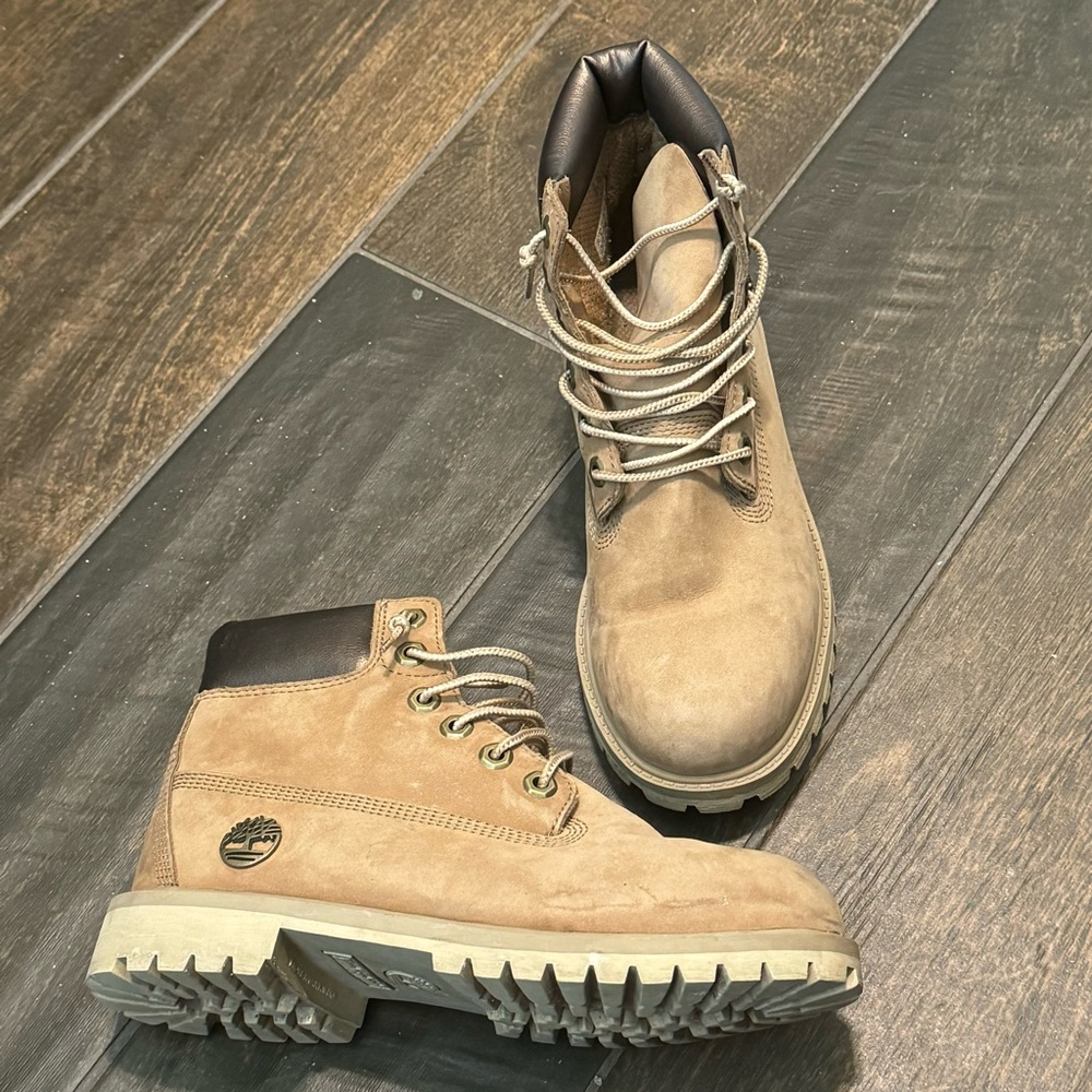 EUC Timberland Women’s Boots
